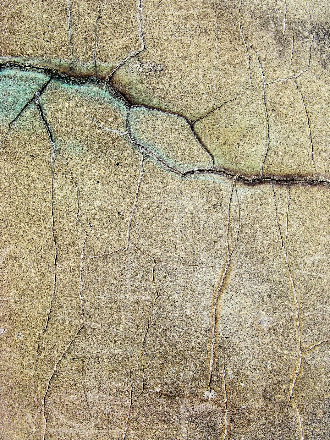 foundation crack