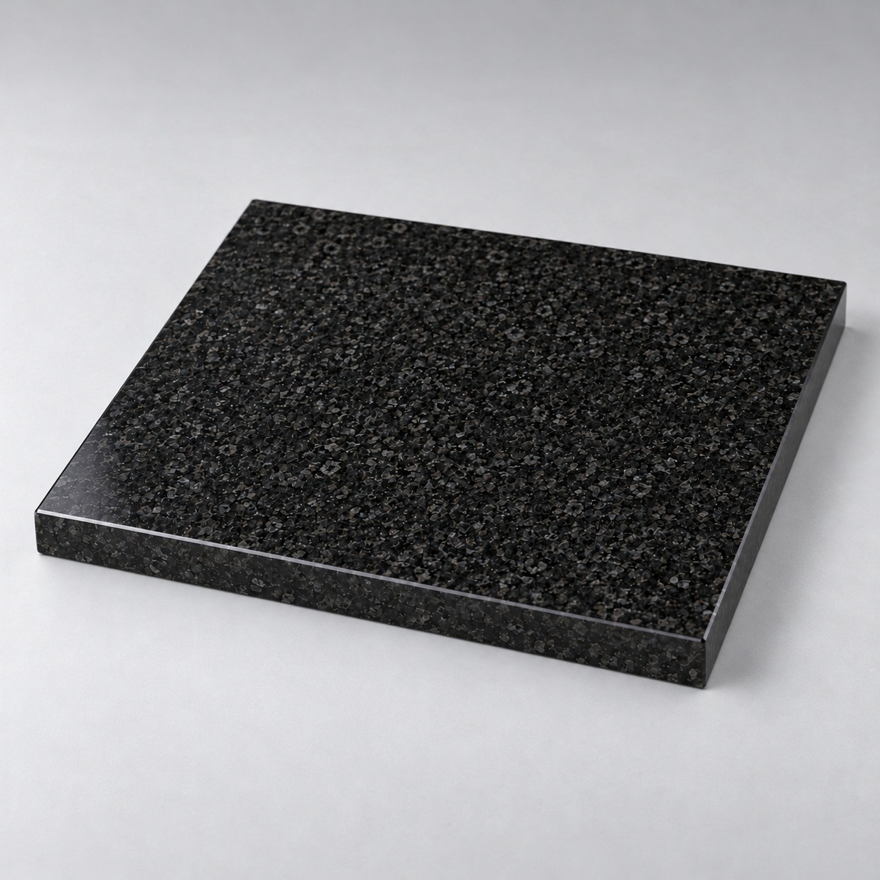 Полированная плита из чёрного гранита габбро 40×40×3 см