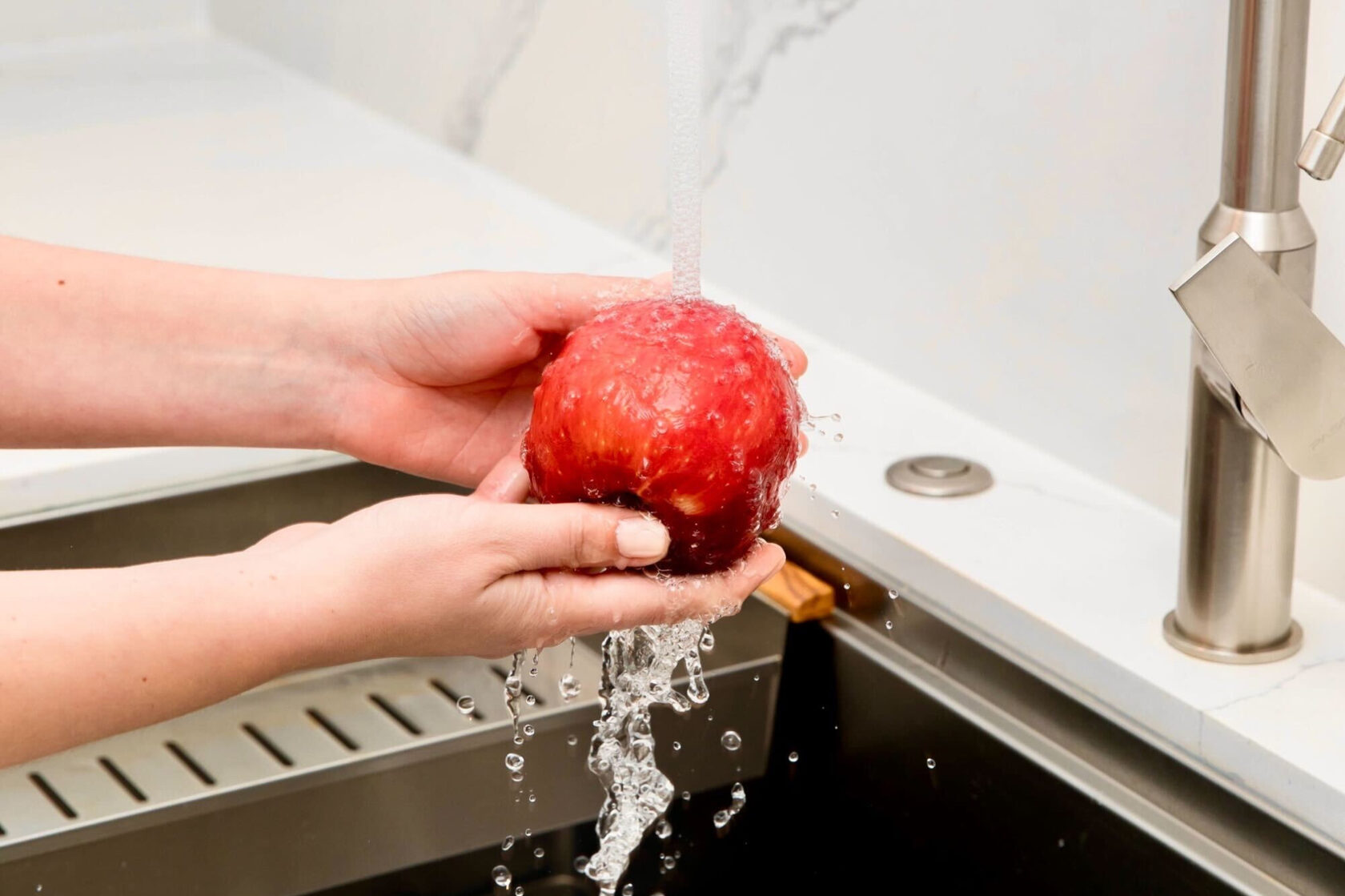tankless water heater pros and cons for small households
