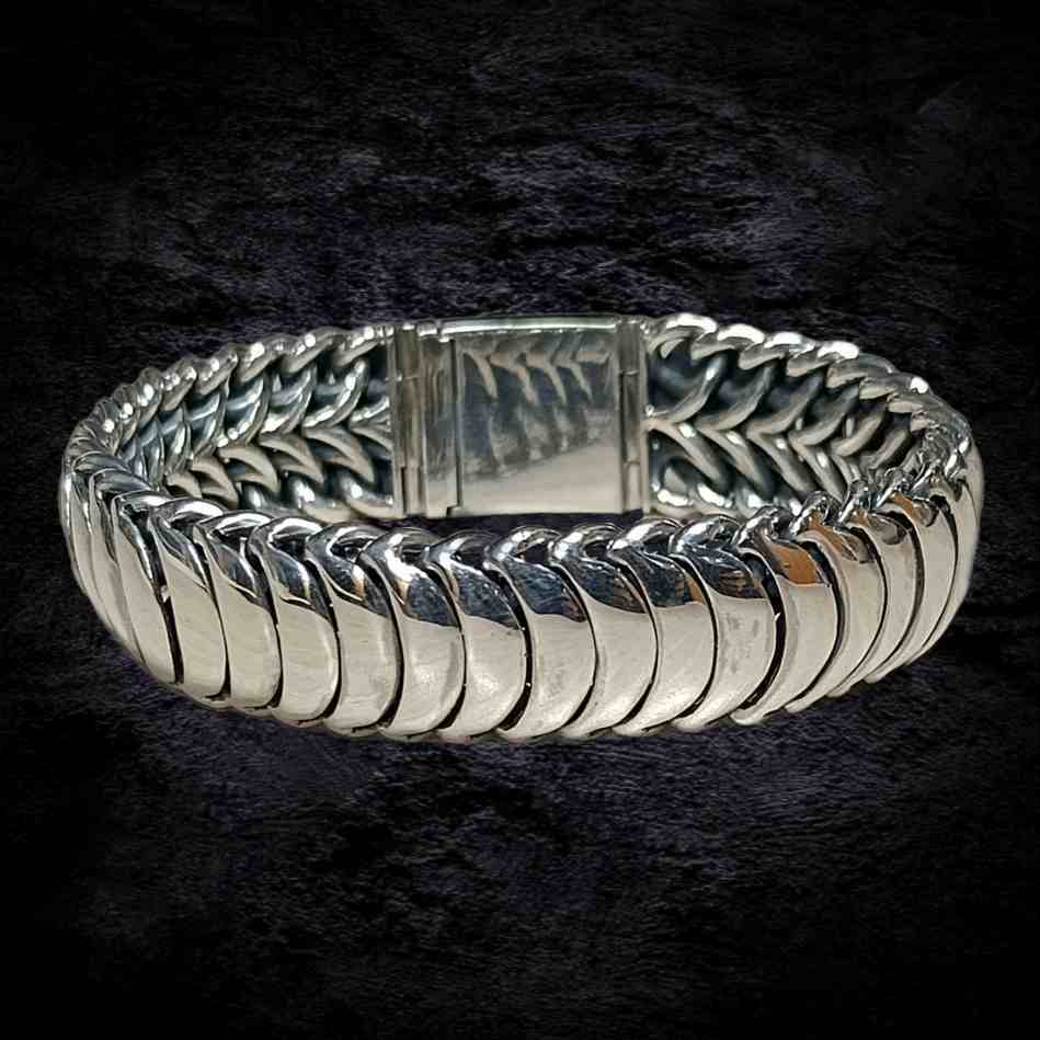 Серебряный браслет, мужской серебряный браслет, брутальный браслет.