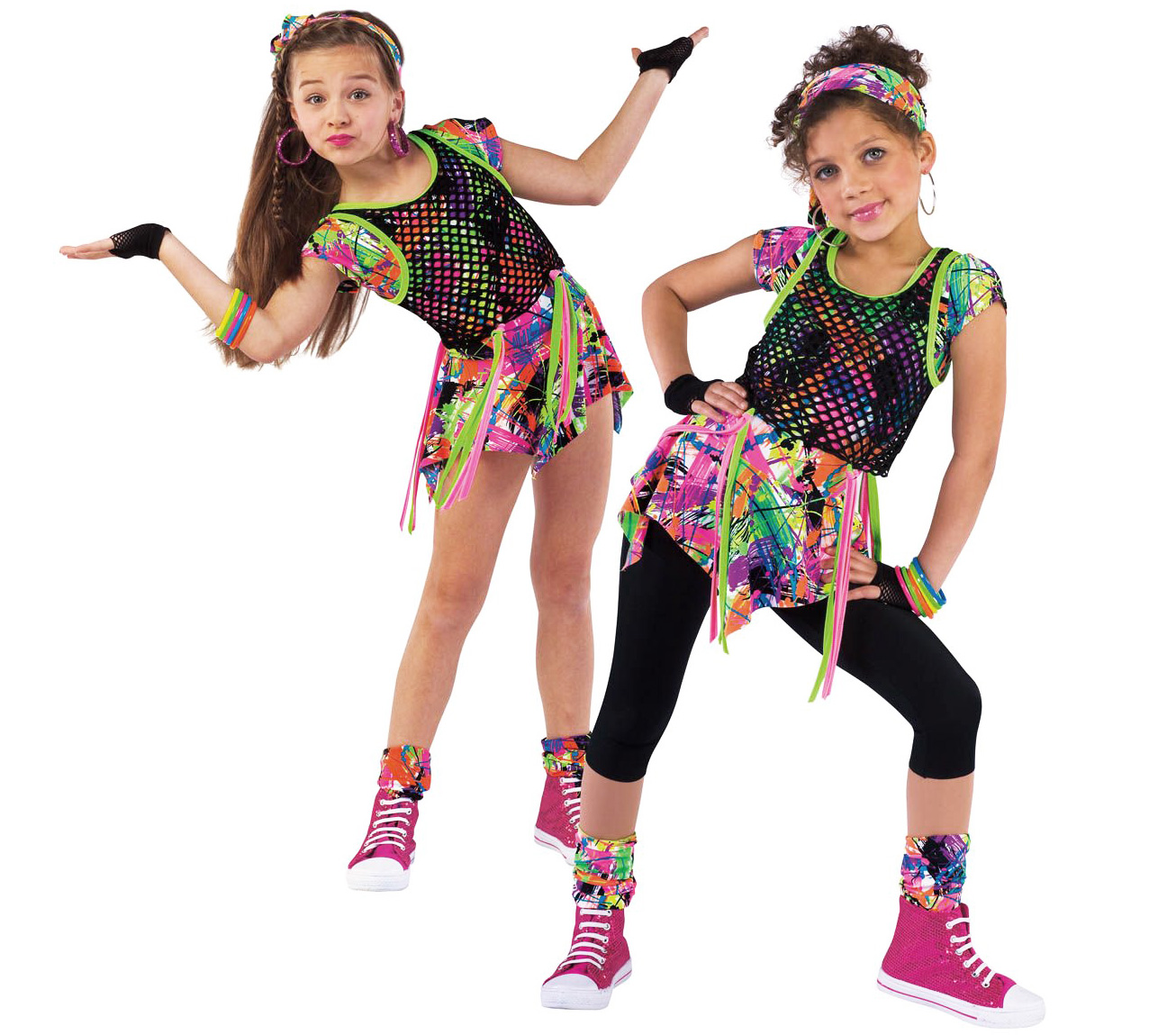Какие костюмы лучше. Детские танцевальные костюмы. Яркие костюмы для девочек. Костюм для эстрадного танца. Костюмы для эстрадных танцев для детей.