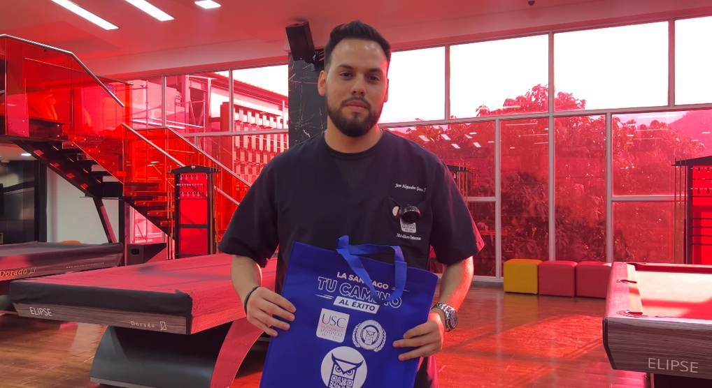 Egresado USC, el mejor médico interno de la región