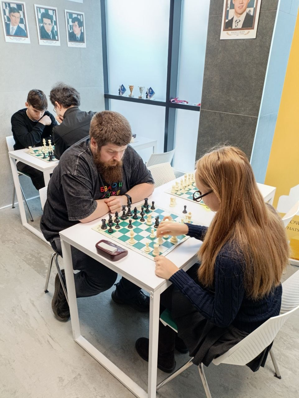Победительницы турнира Moscow Chess School