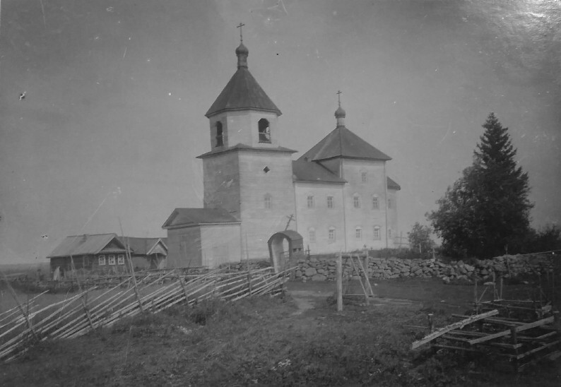 Священник Елпидинский