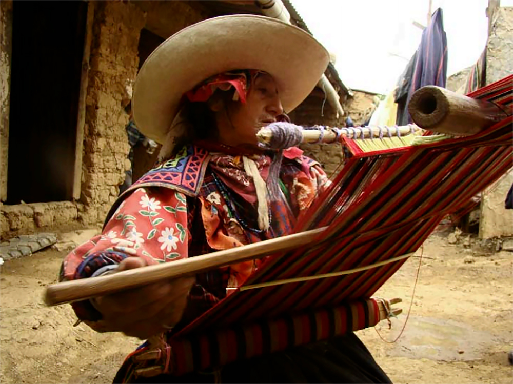 Традиционная техника плетения ткани. Источник: Weaving the world. Techniques and modes of Self in the Quechua-speaking community of Inkawasi (Lambayeque, Peru). Luz Martínez, 2015.