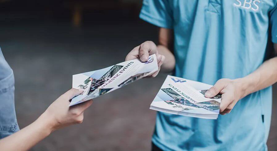 Визитки, листовки большими тиражами от 1000 шт в Новосибирске Услуги Авито