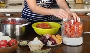 Приготовление лечо из болгарского перца с помидорами на зиму: шаг 2