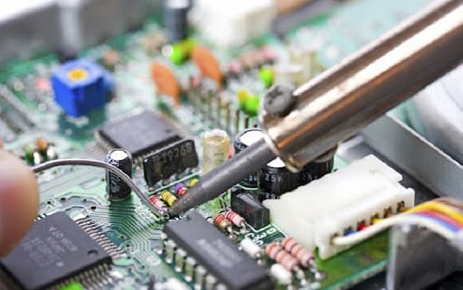 кейс ремонт блока