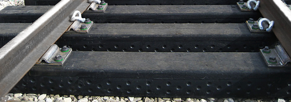Долговечные железнодорожные шпалы, сделанные из пластиковых отходов