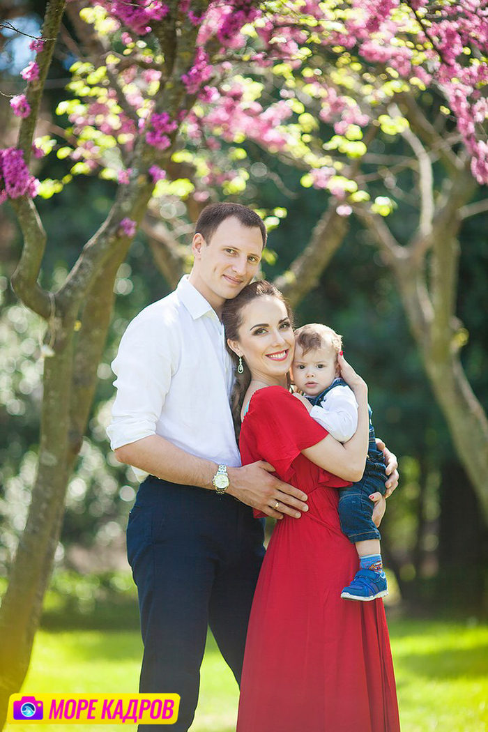 фотосессия для большой семьи в парке Айвазовского в Крыму, семья из 7 человек