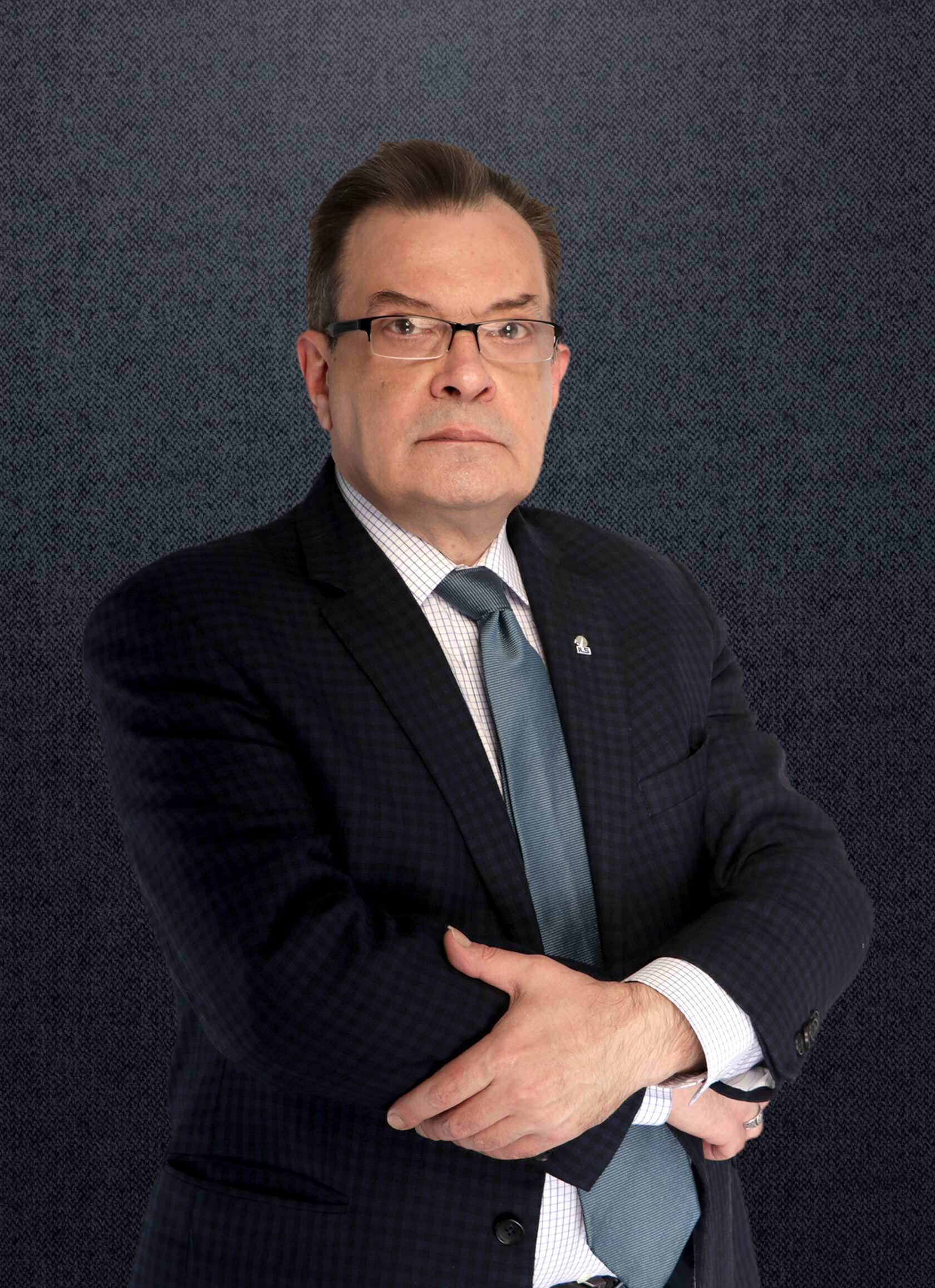 Кирилл Савинский — судебный переводчик-синхронист, генеральный директор Кашицын Групп