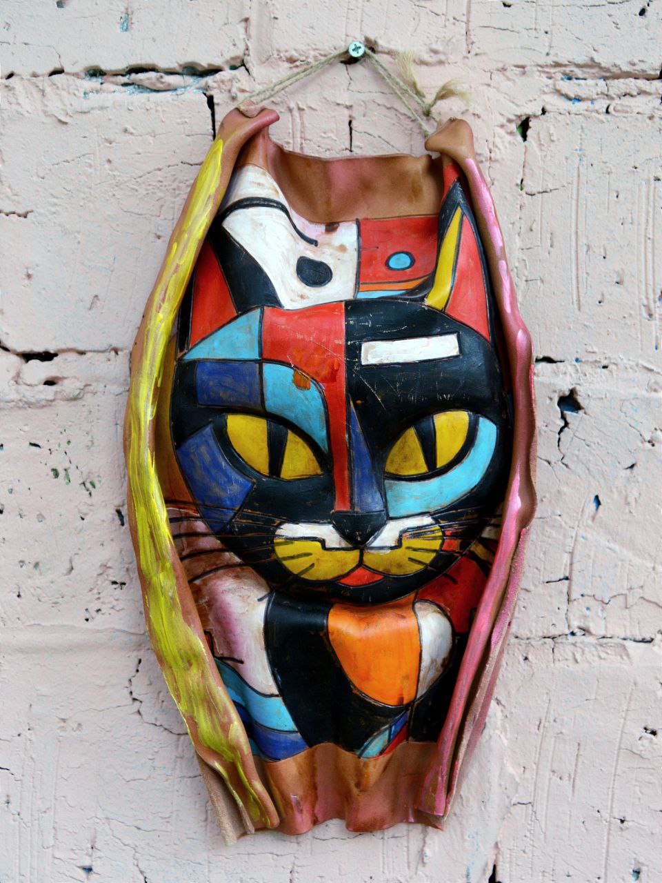 Маска из фактурной кожи настенная А.МузылевЪ &quot;Священное Животное №1&quot;