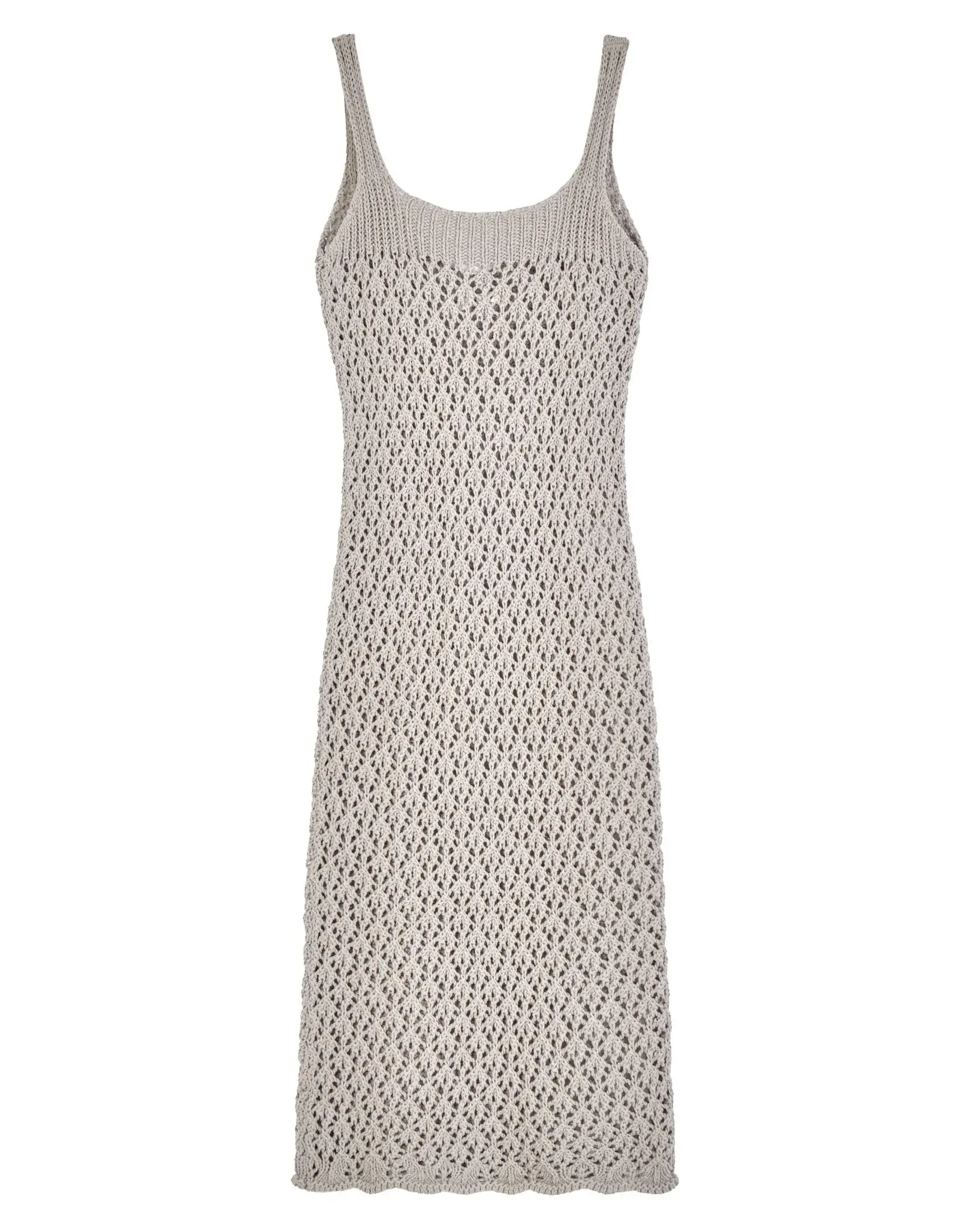 Фотосъемка одежды для маркетплейсов на белом фоне