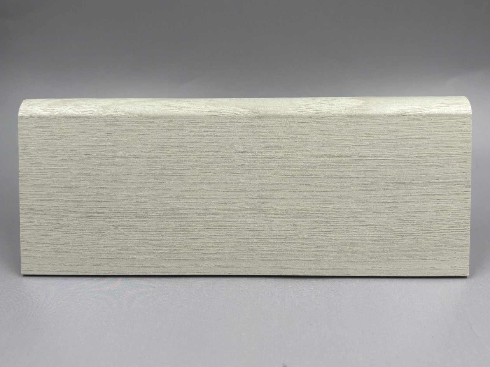 Плинтус МДФ под дерево, под дуб для ламината и паркета в Санкт-Петербурге (СПб)