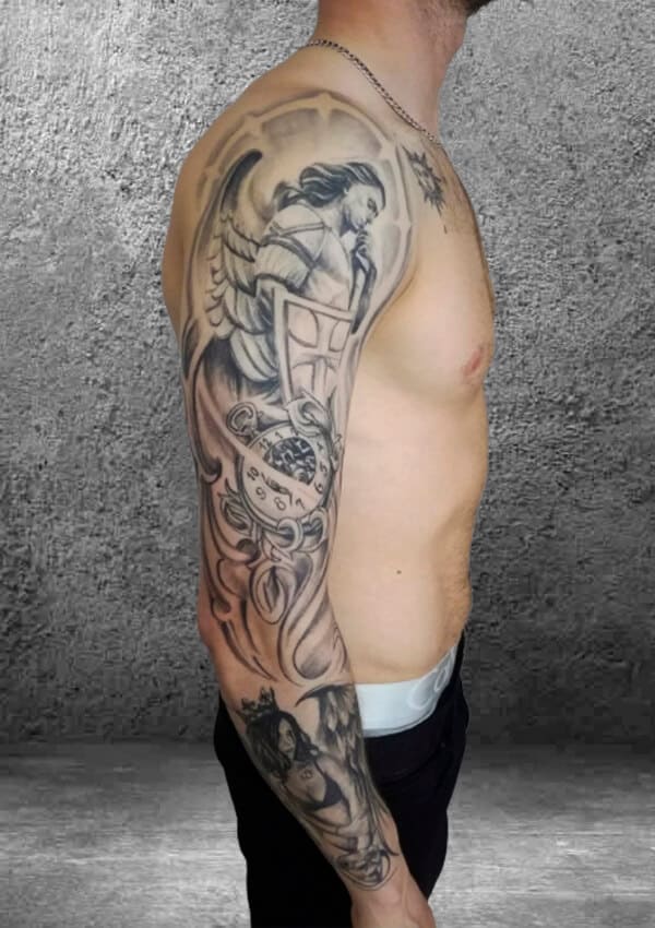 тату ангел с мечом, татуировка в Перми, тату салоны Пермь