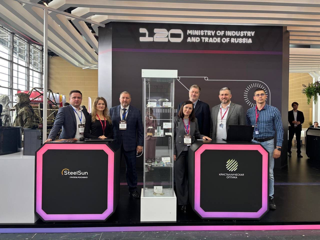 Российские гибкие солнечные панели Steelsun на форуме InRussia-2025