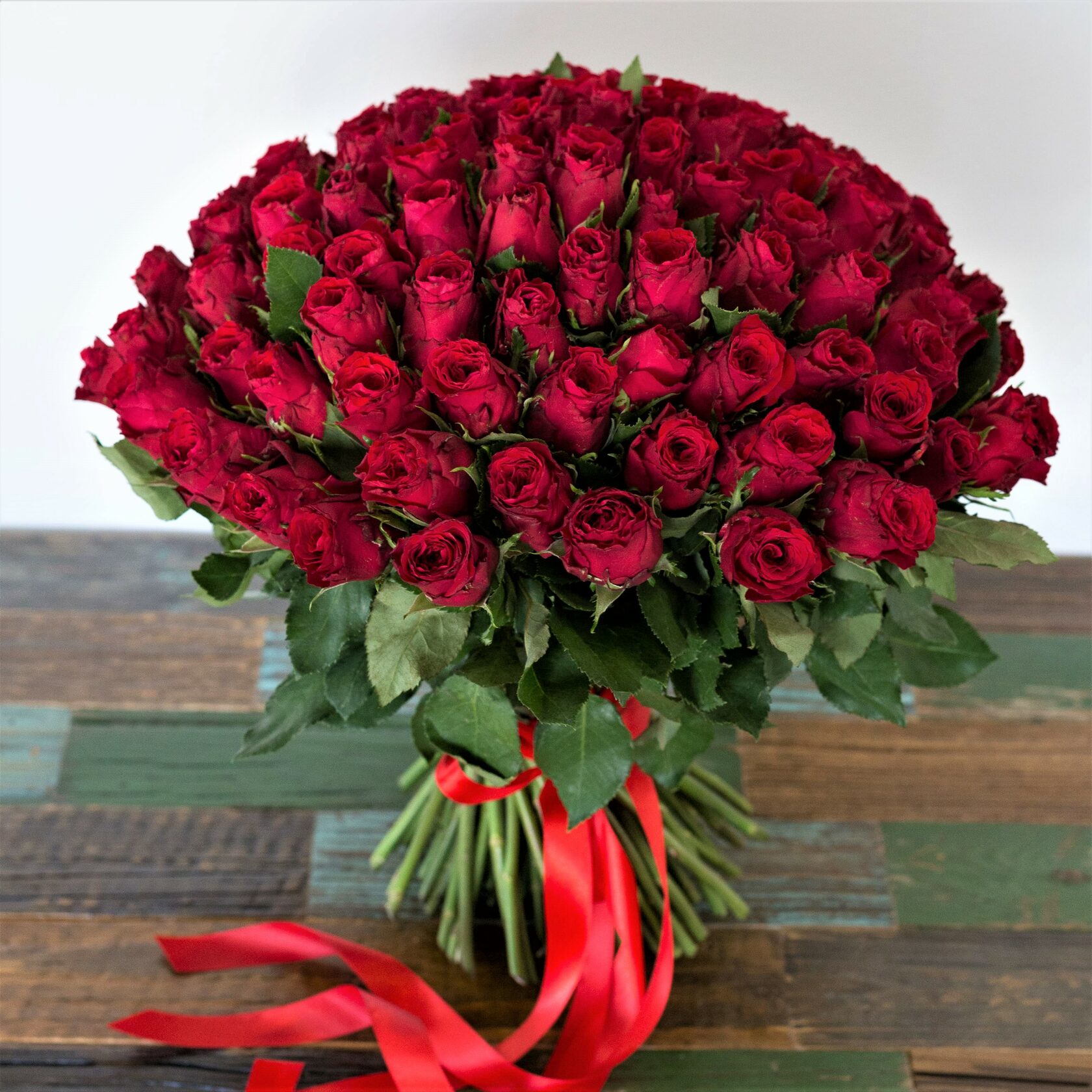 Розы дешево в москве купить доставка цветов и подарков в риге
