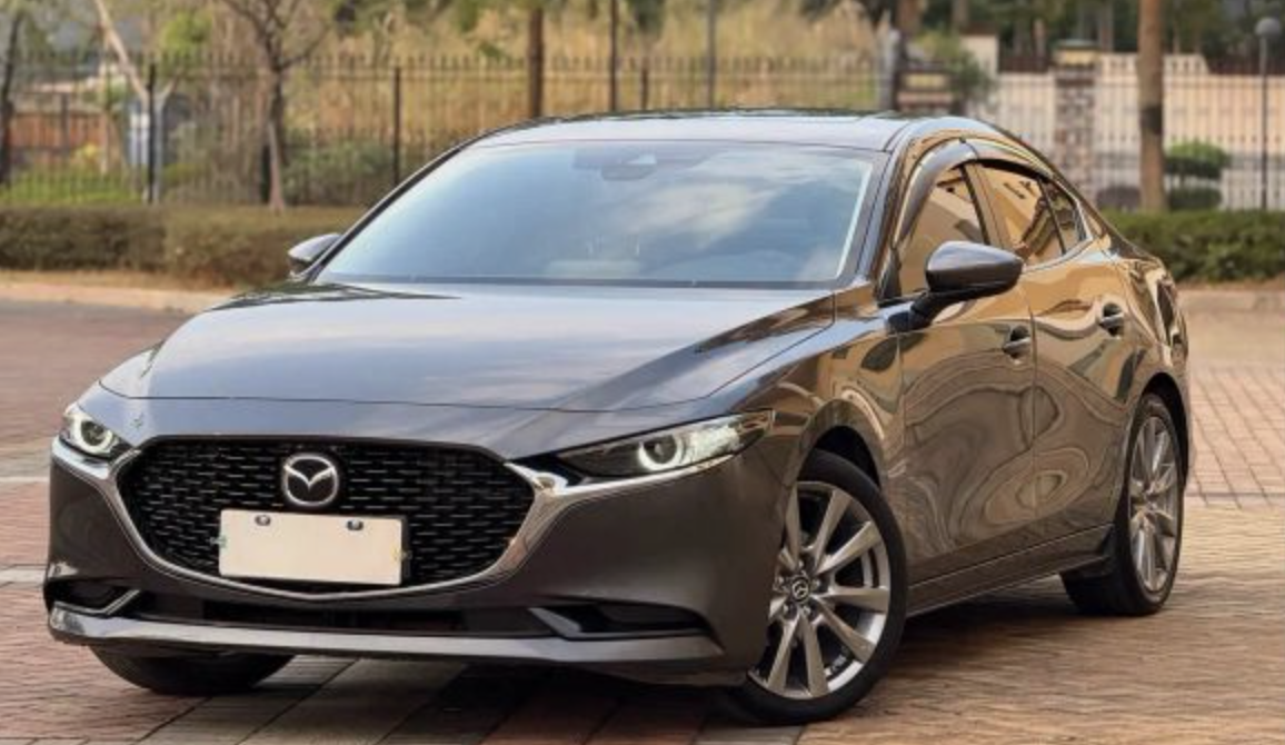 Mazda3 Axela 2.0 154 л.с. АТ