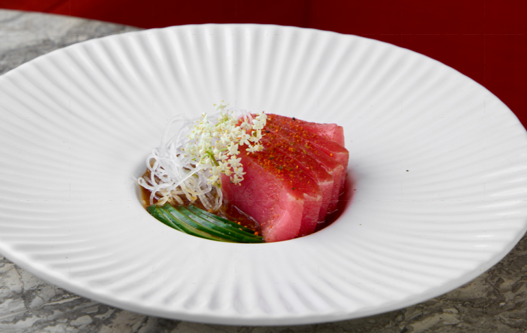 bluefin tuna sashimi