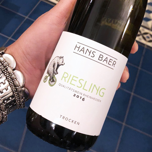 Вино hans baer riesling