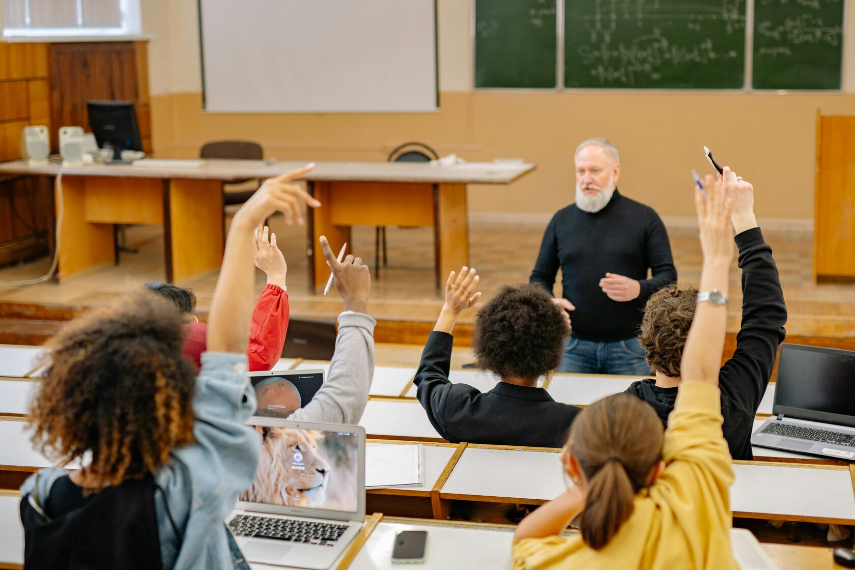 Преподаватель в университете