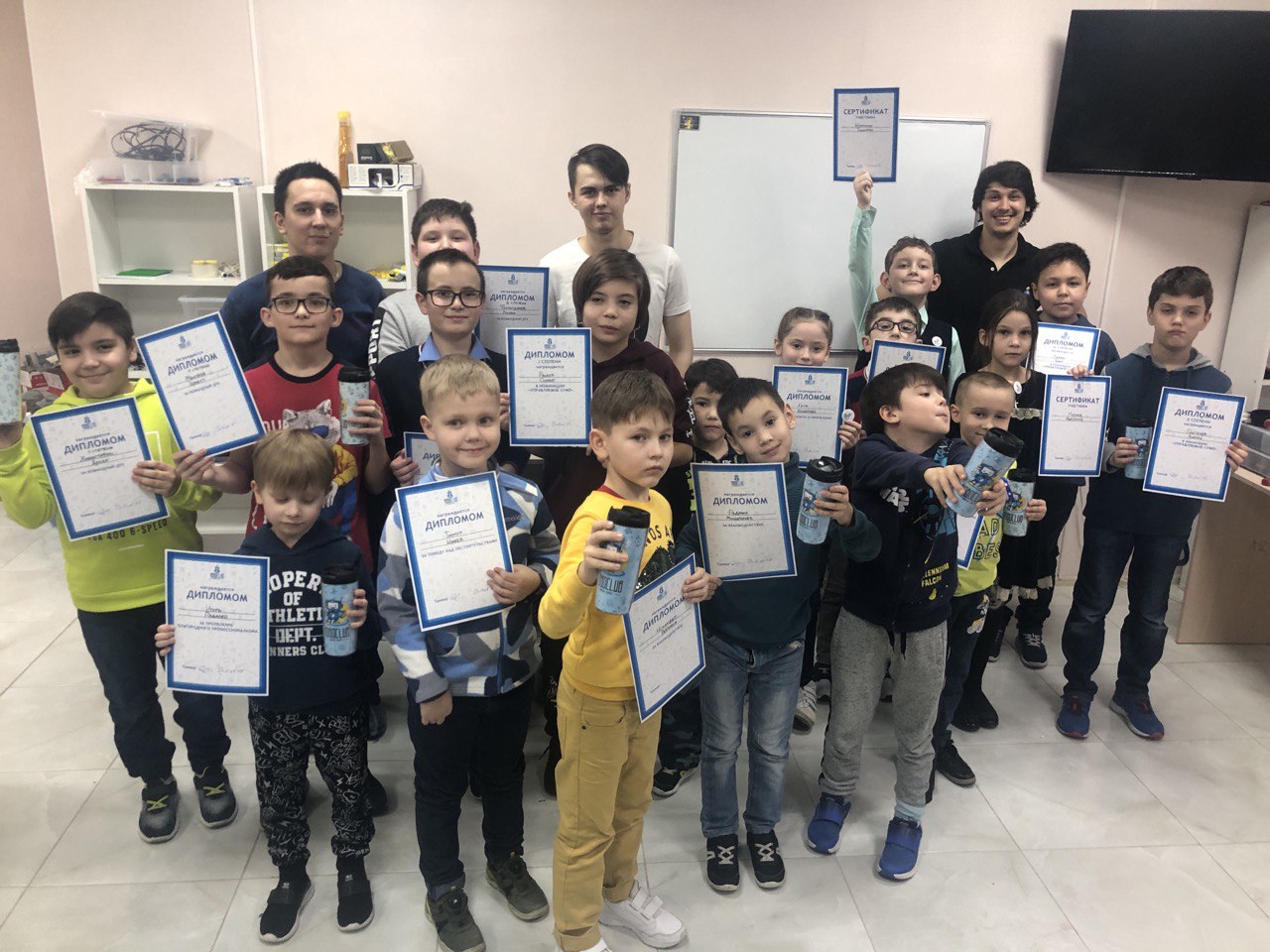 Фото с занятия в IT-школе, кадр 13