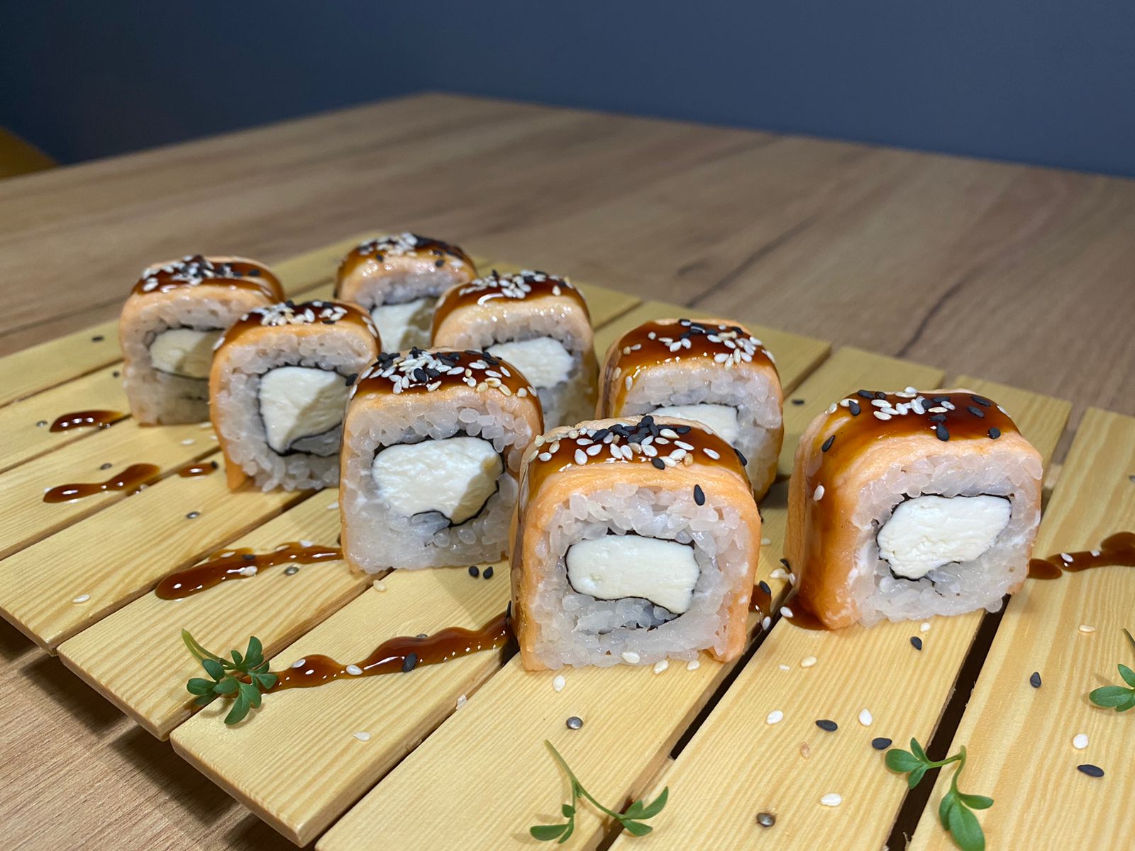 ролл с луком фри. пицца терияки приготовление. суши джек джек краснодар. Jack jack краснодар суши. суши бар jack jack.