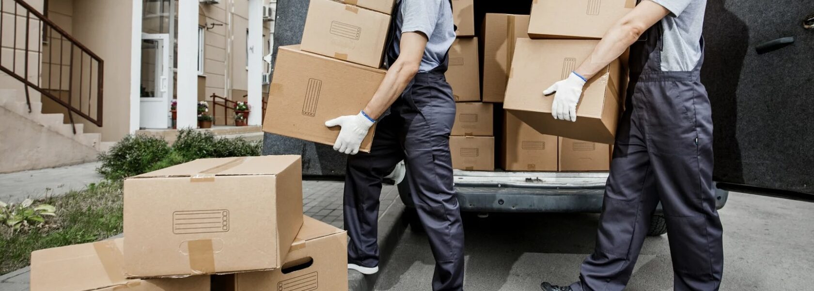 Заказать Газель с грузчиками недорого в Новосибирске, Барнауле