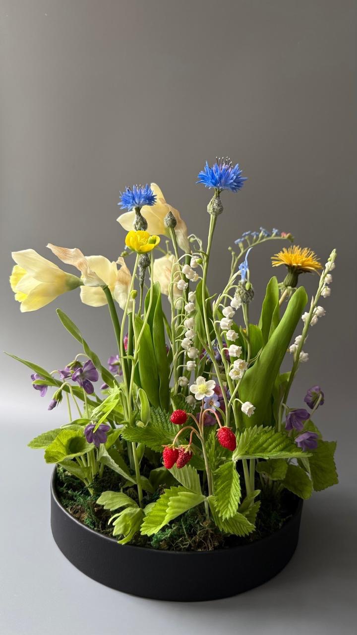 Композиция из холодного фарфора