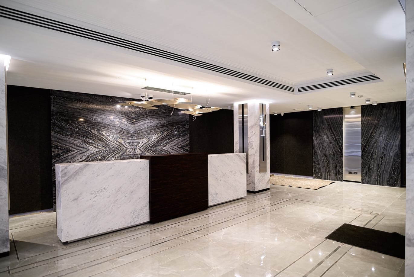 Мраморный пол