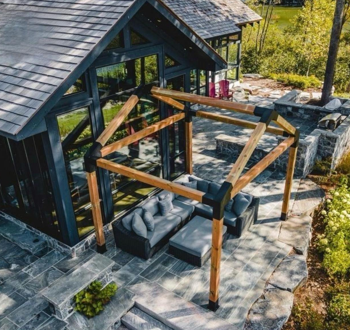 Кашпо большое уличное