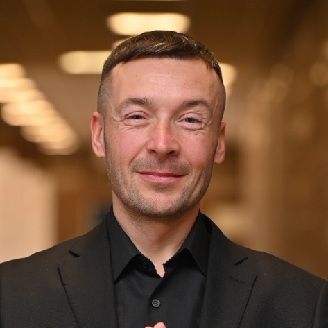 Евгений Комаричев