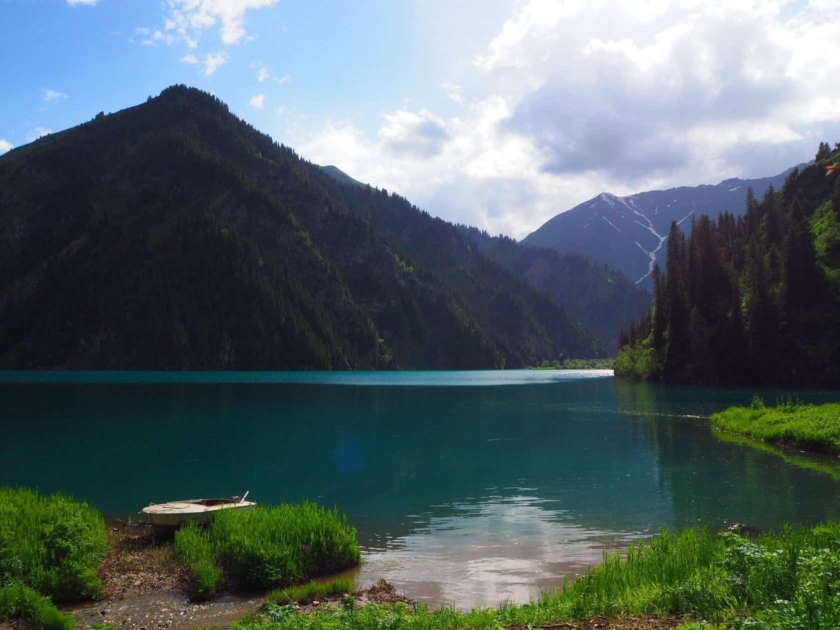 Озеро Сары Челек Кыргызстан