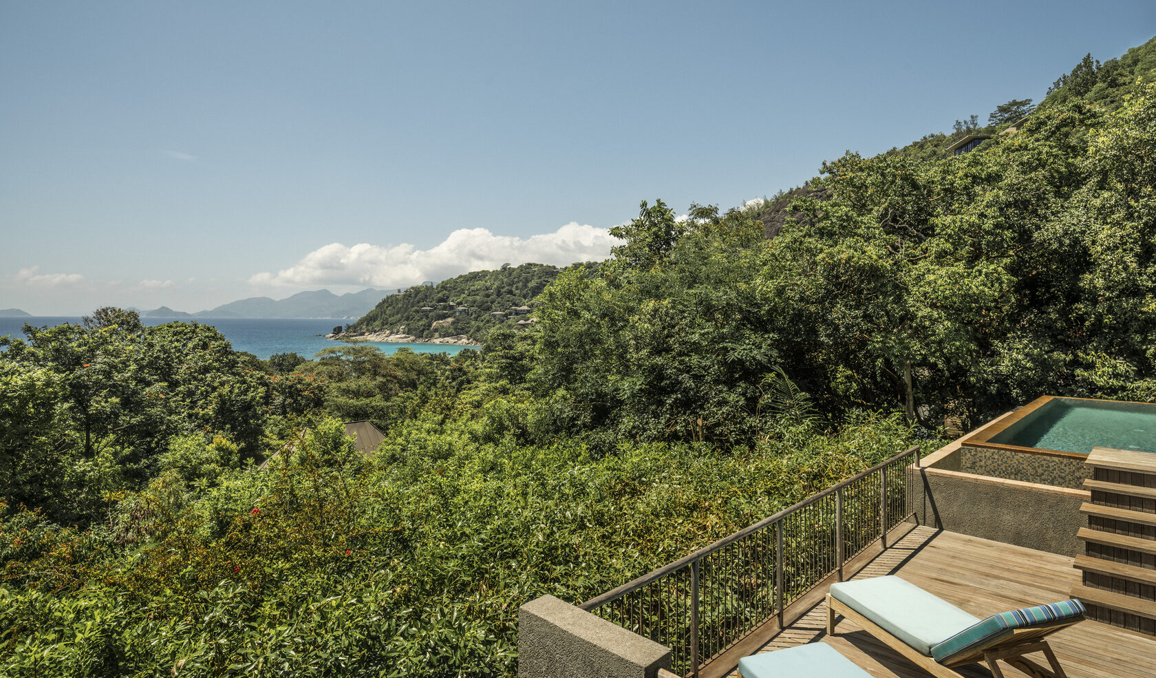 Ресторан ZEZ Four Seasons Resort Seychelles