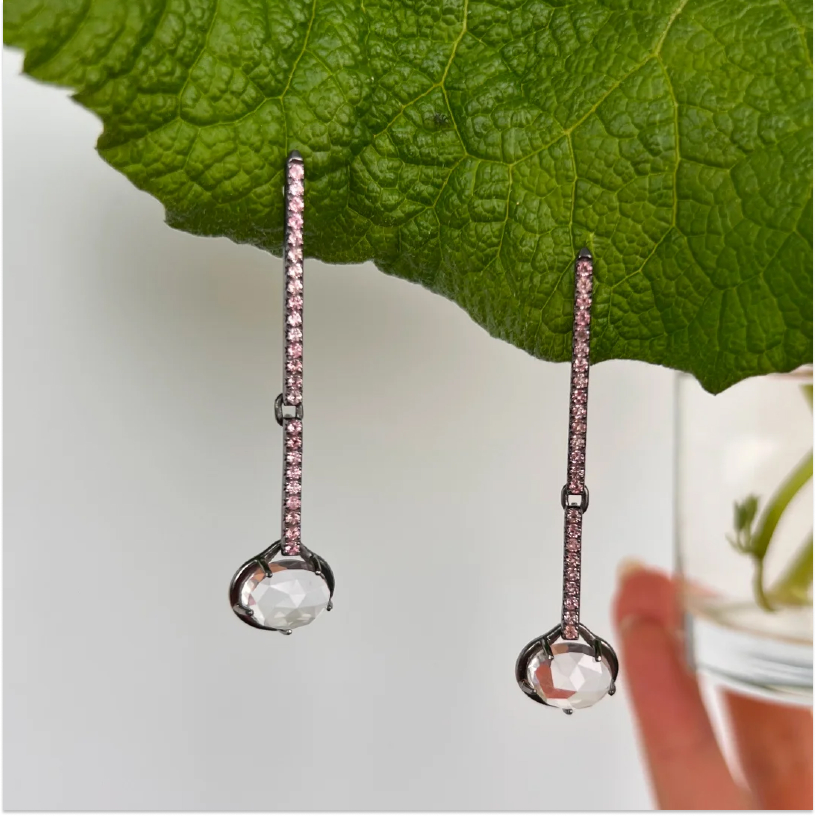 Серьги «Луч» с подвижным овалом античной огранки роза 