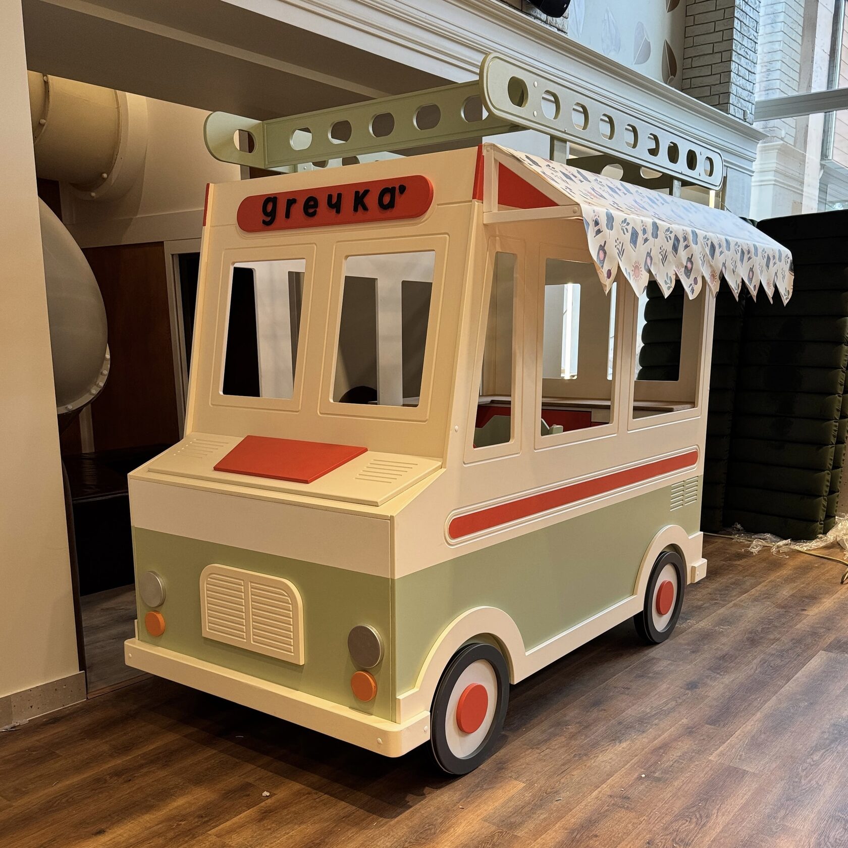 detskiy-foodtrak-v-loft