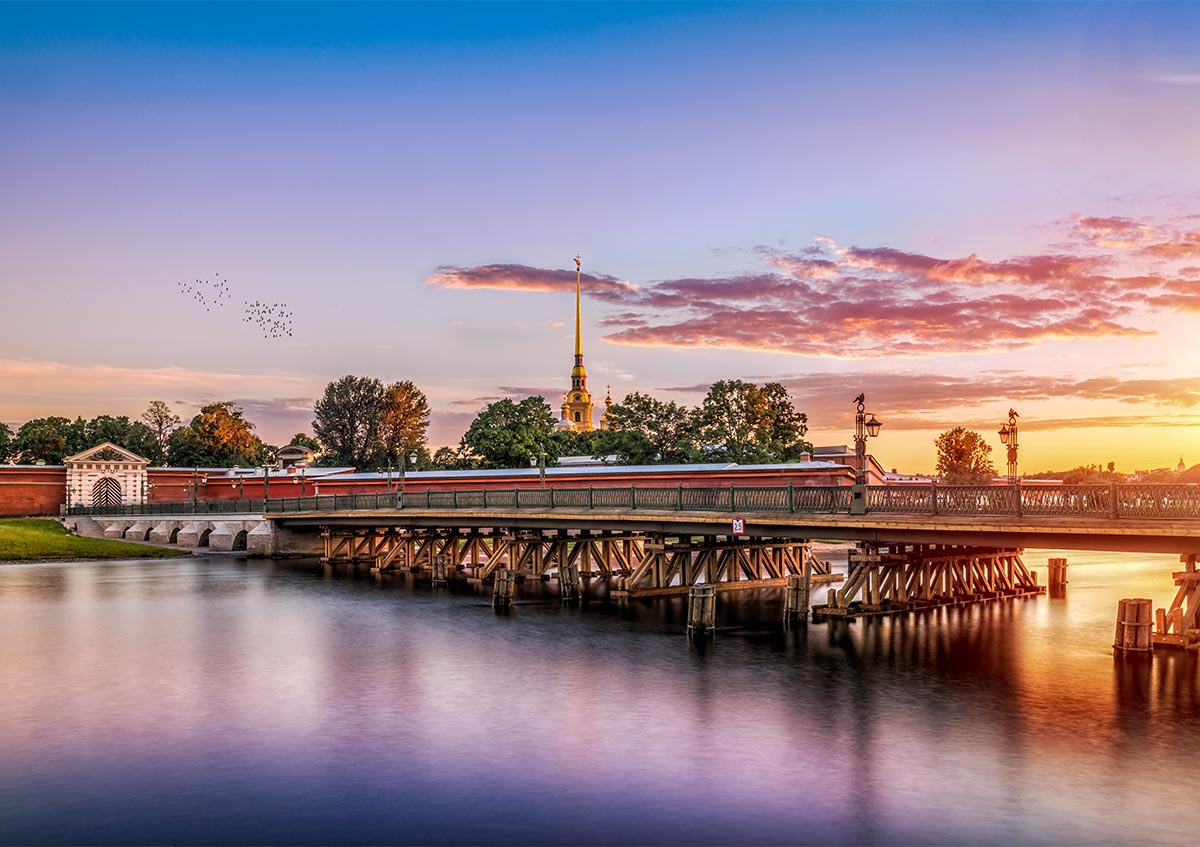 Иоанновский мост в Санкт-Петербурге