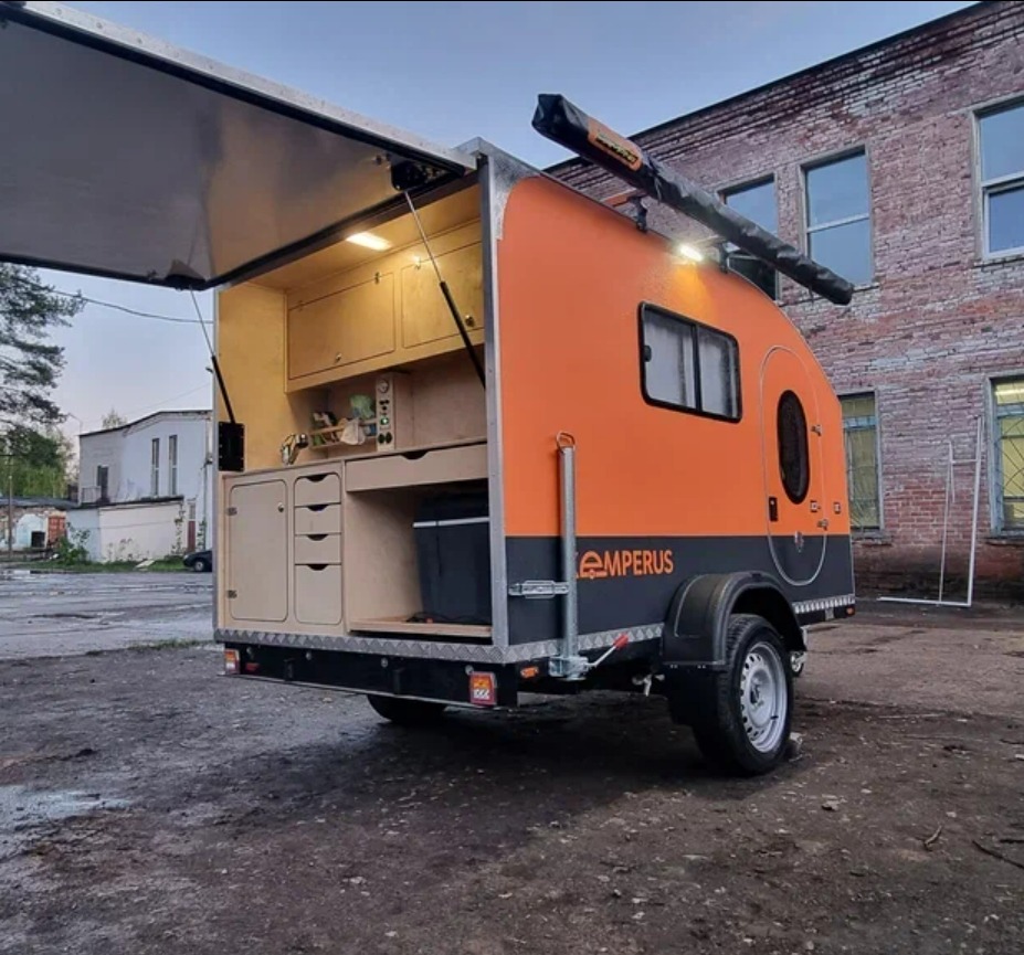 Путешествия с кемперус. Кемперус. Кемперус. Прицеп маверик кемпер. Кемперус.
