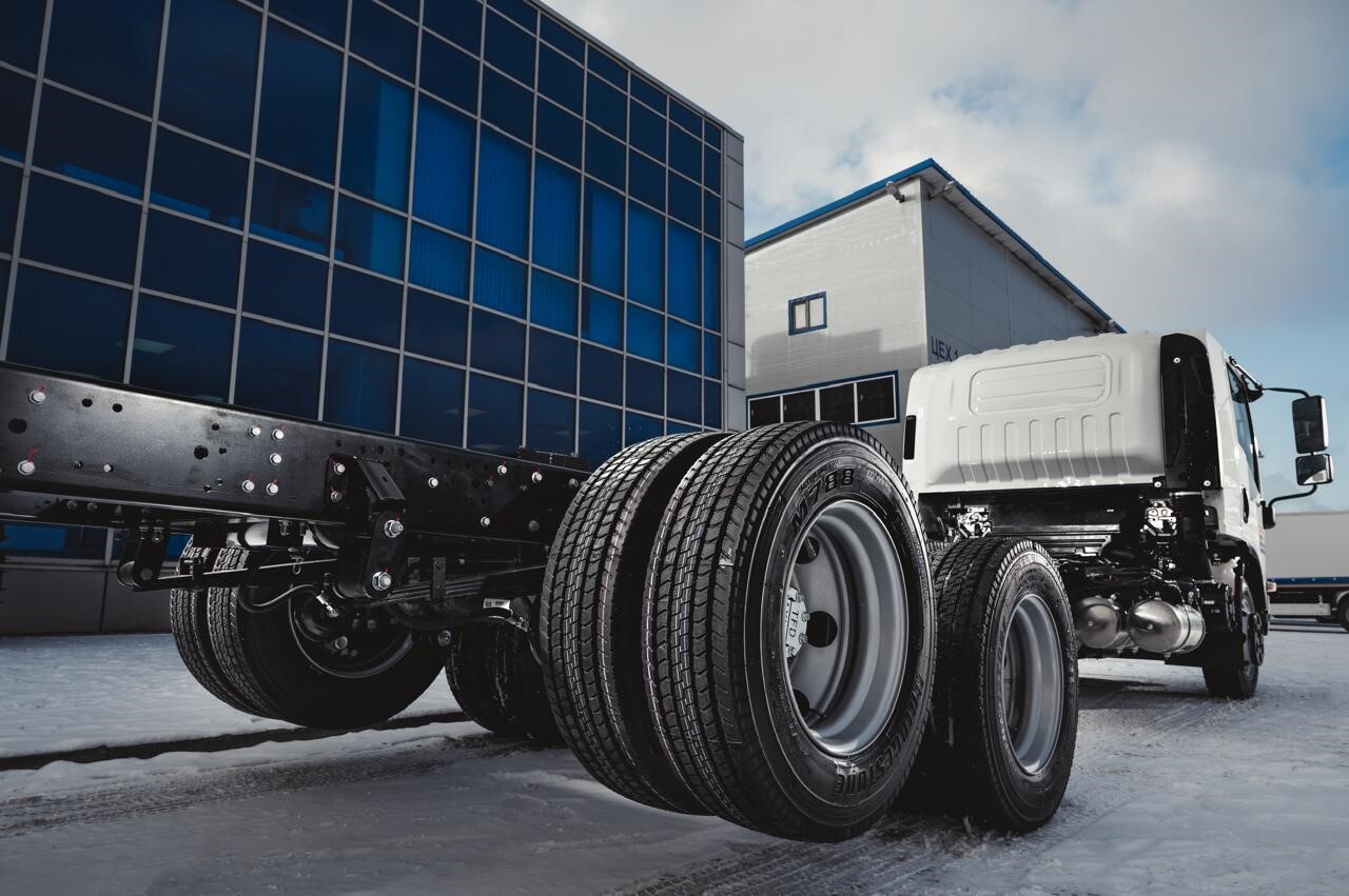 ISUZU NQR12T