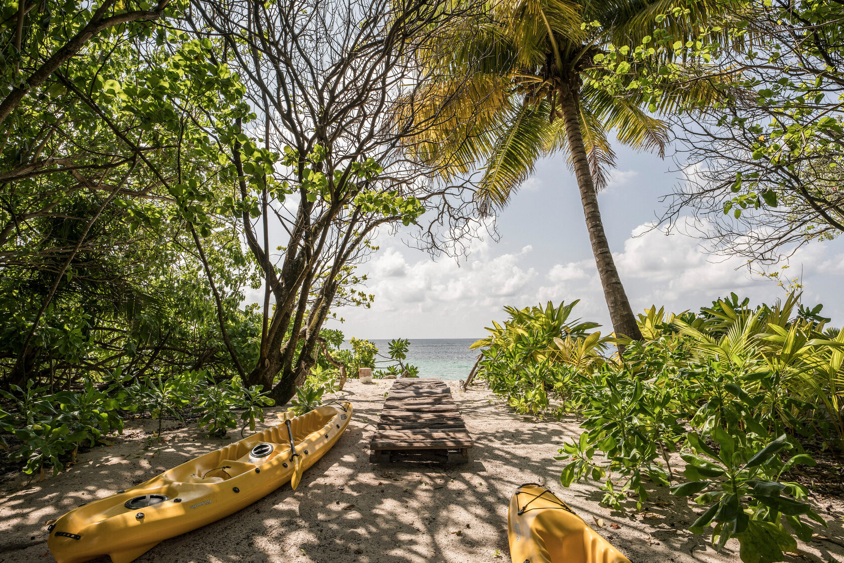 Вилла-резиденция с тремя спальнями в Four Seasons Resort Seychelles at Desroches Island