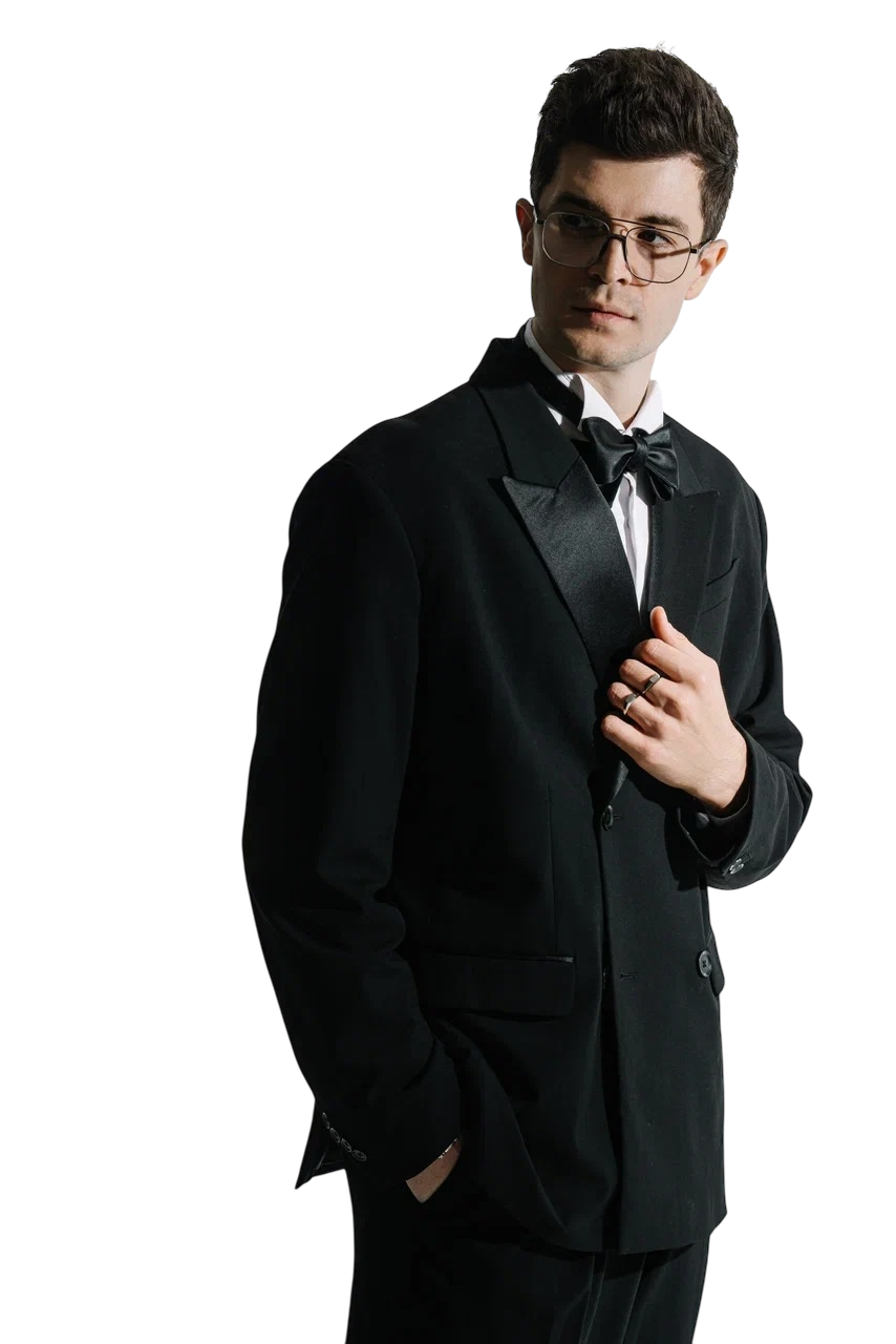 Владислав Непомнящий