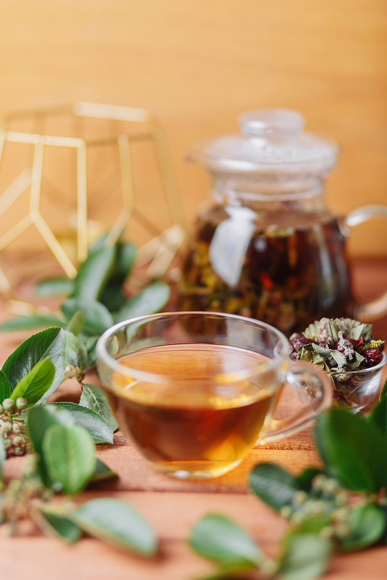 Чашка монастырского чая с бутонами