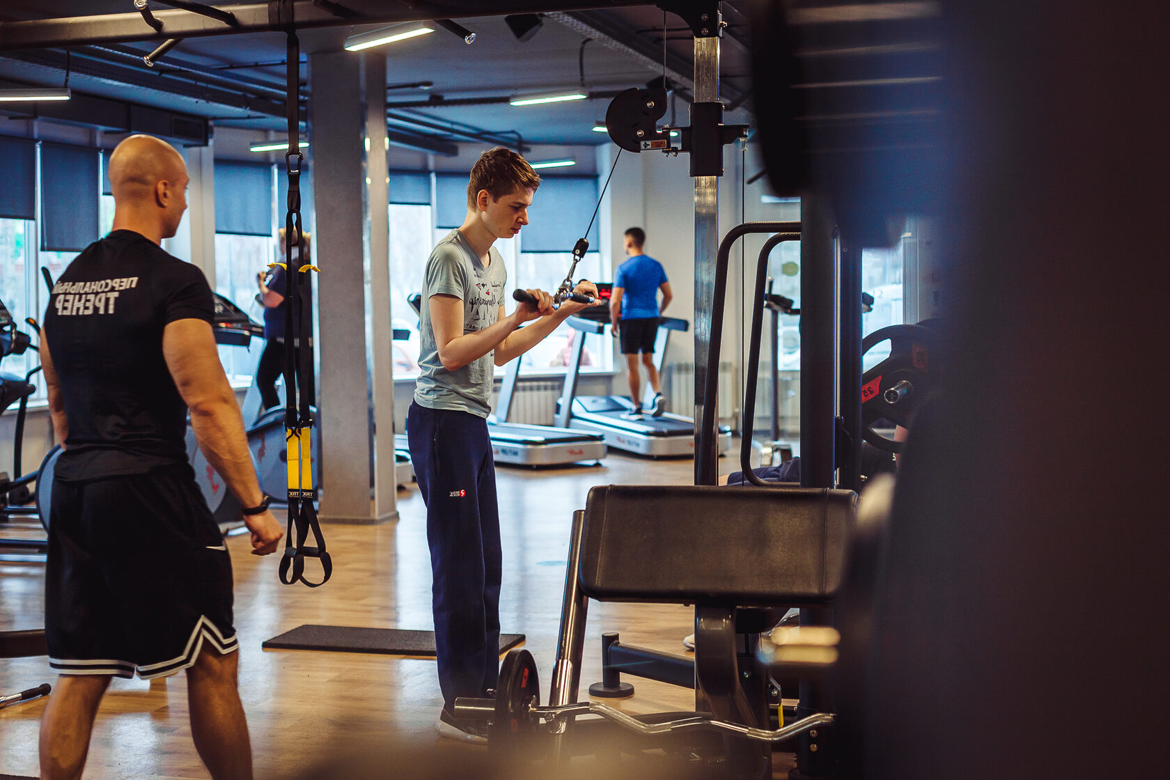 эволюция фитнес клуб.