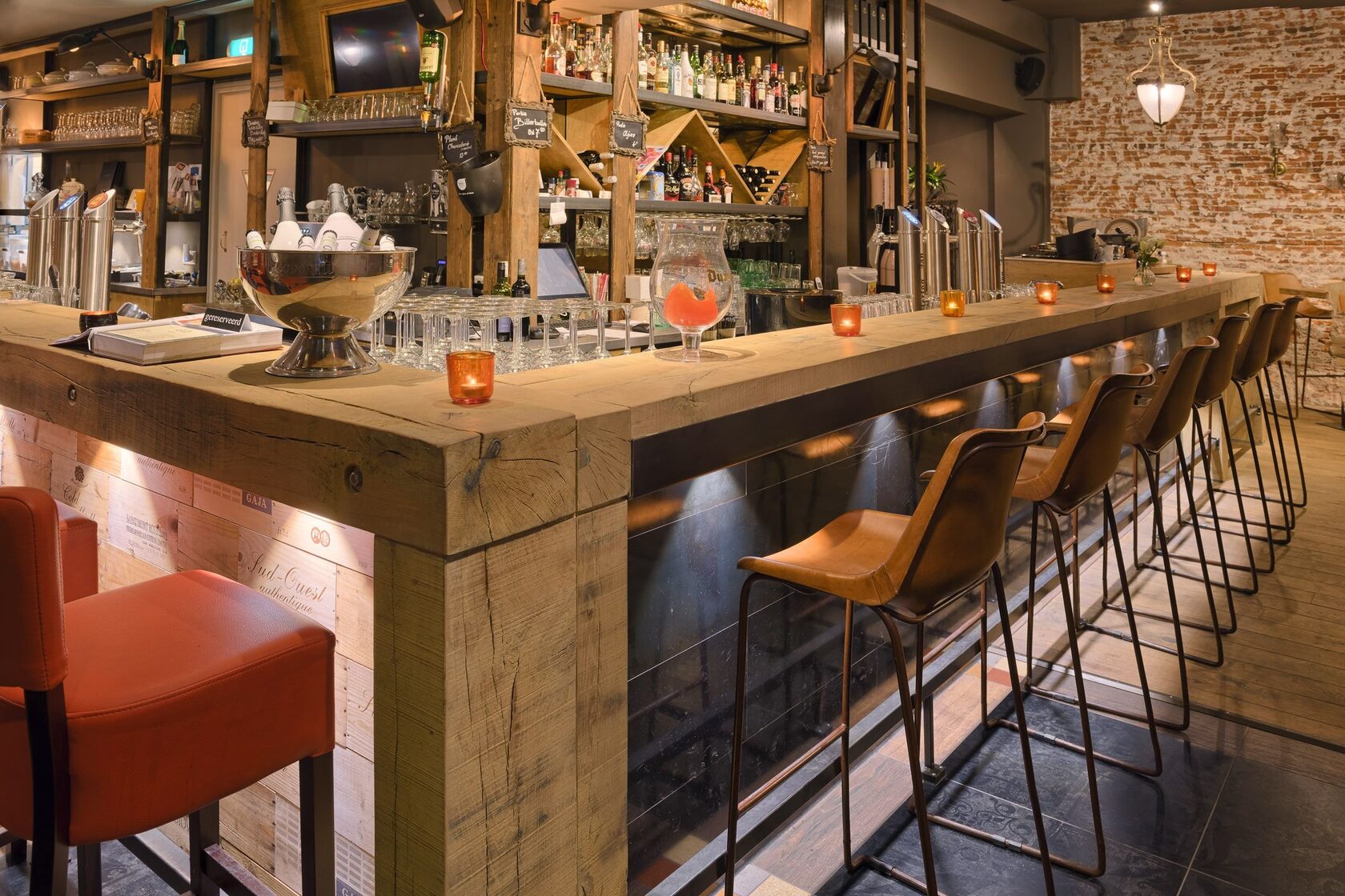 Барная мебель для кафе и ресторанов в Калининграде