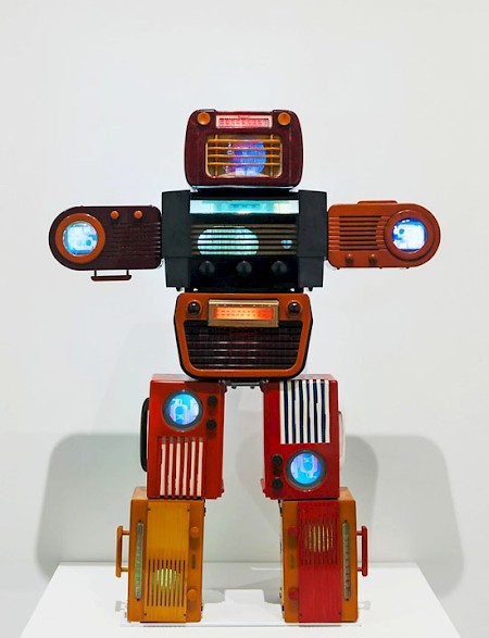 Nam June Paik. Bakelite Robot (2002)