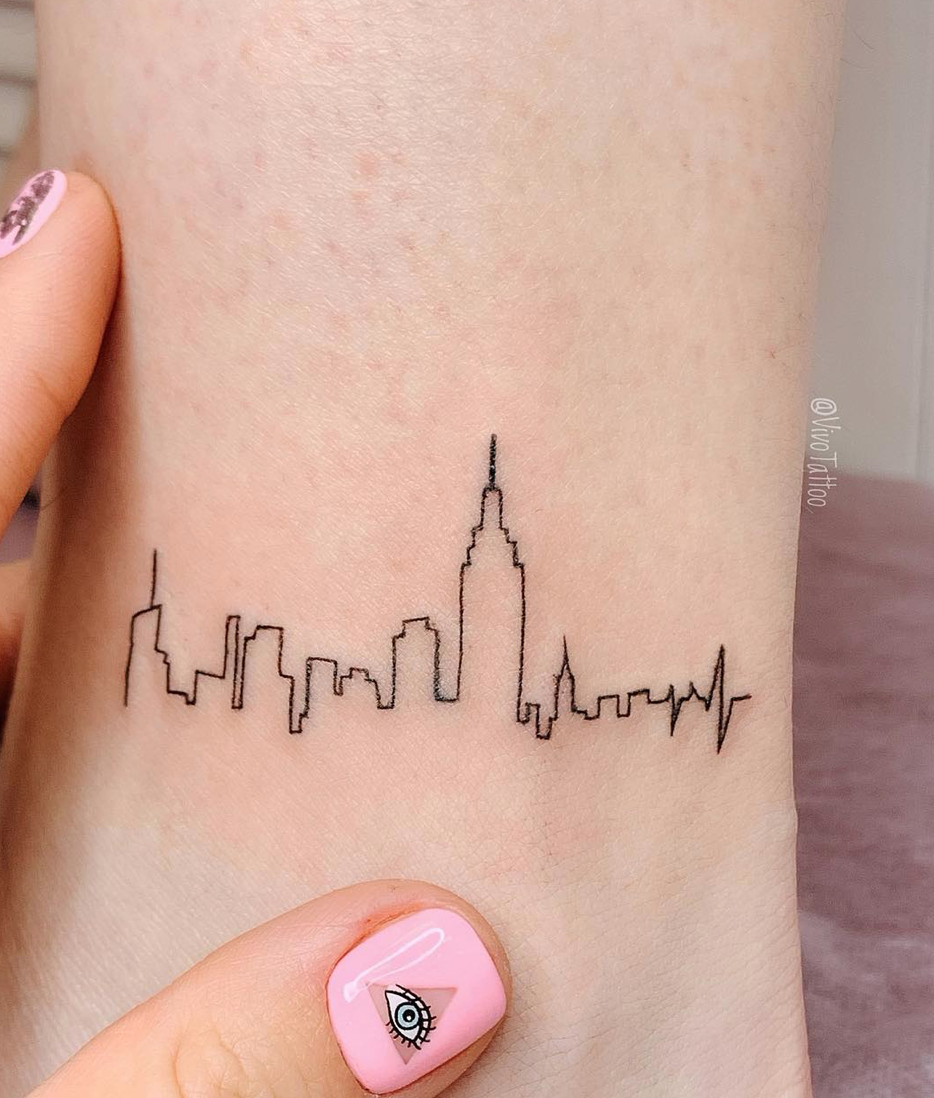 Виво тату москва. Мини тату Москва. Маша Виво тату. Студия мини-тату vivo Tattoo. Виво тату студия Москва.