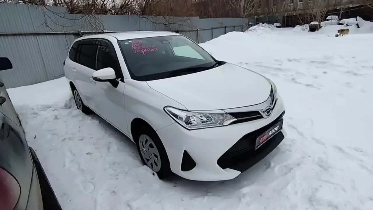 Обзор Toyota Fielder из Японии от Азия Авто