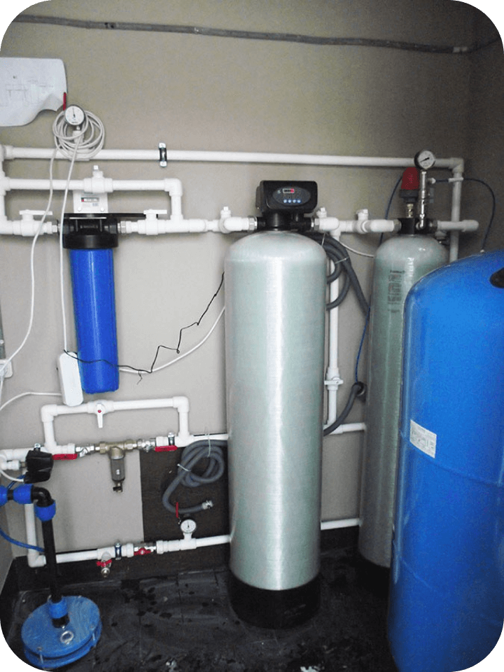 Колонна для очистки воды от железа. Система очистки обезжелезивания воды. Система с аэрацией для обезжелезивания воды. Система обезжелезивания воды (очистка воды от железа). Система аэрации воды с обезжелезивателем Runxin.
