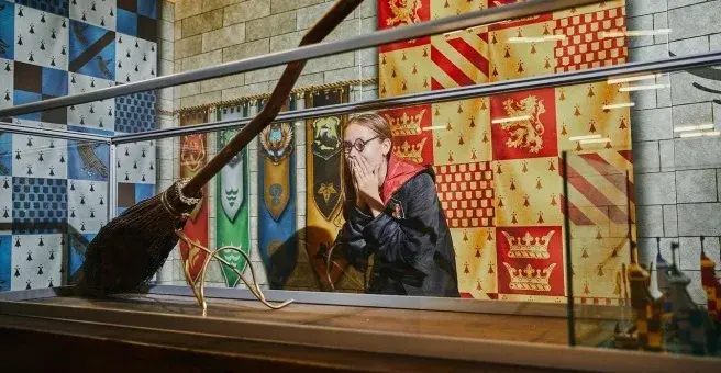 Интерактивная зона на выставке Гарри Поттера в Перинных рядах