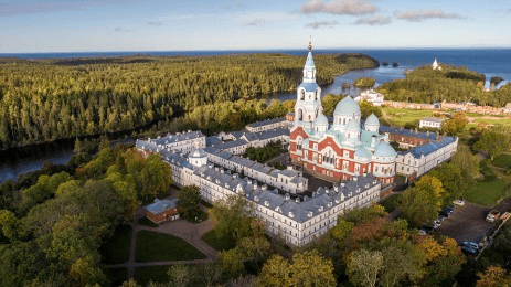 Фото Двора Халла